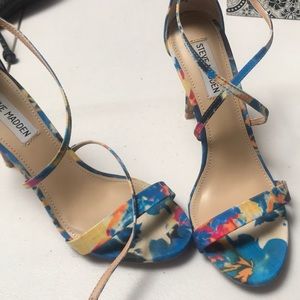Steve Madden sandals